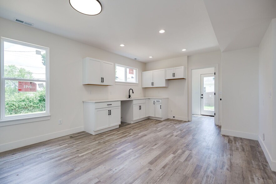 More Photos Of , Dayton Unknown For Sale