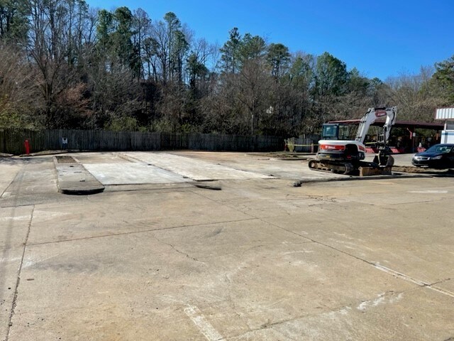 More Photos Of 11415 W Markham St, Little Rock Land For Lease