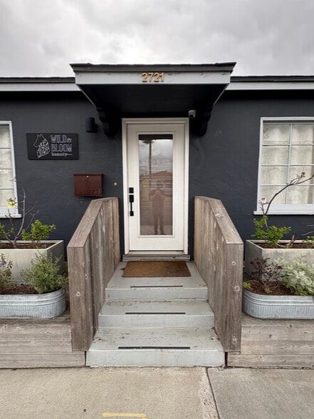 More Photos Of 2721 Adams Ave, San Diego Freestanding For Lease
