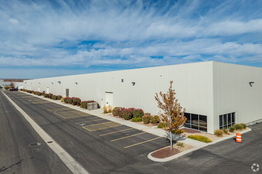More Photos Of 16280 Norco Way, Nampa Warehouse For Lease
