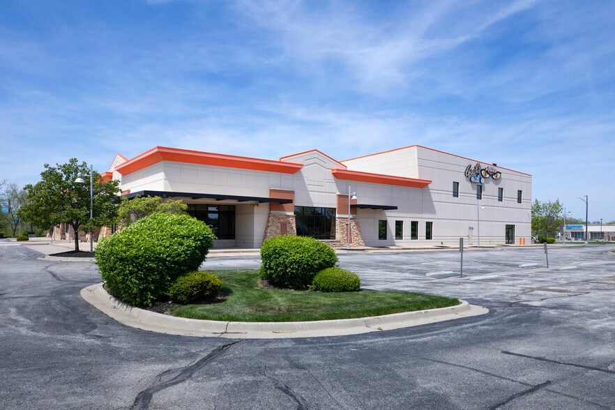 More Photos Of 5900 Mo-150 Hwy, Grandview Auto Dealership For Sale