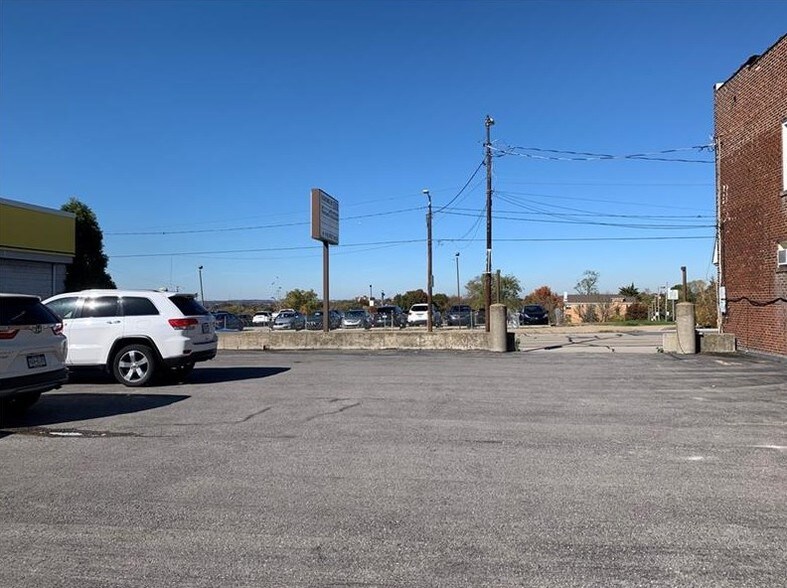 3105 W Liberty Ave, Pittsburgh, PA 15216 Retail For Lease