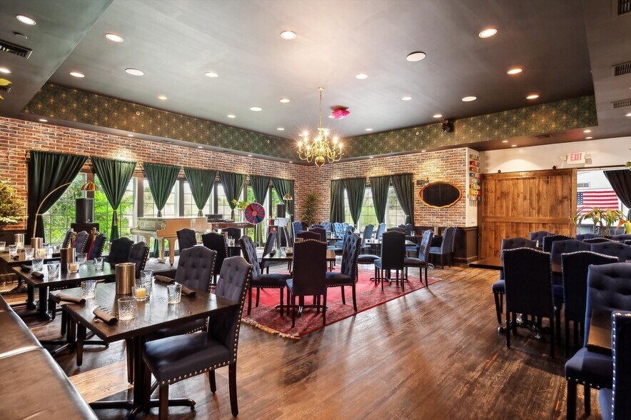 More Photos Of 15 Prospect St, Southampton General Retail For Sale