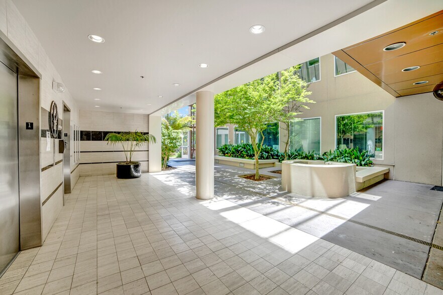 More Photos Of 111 Deerwood Rd, San Ramon Medical For Lease