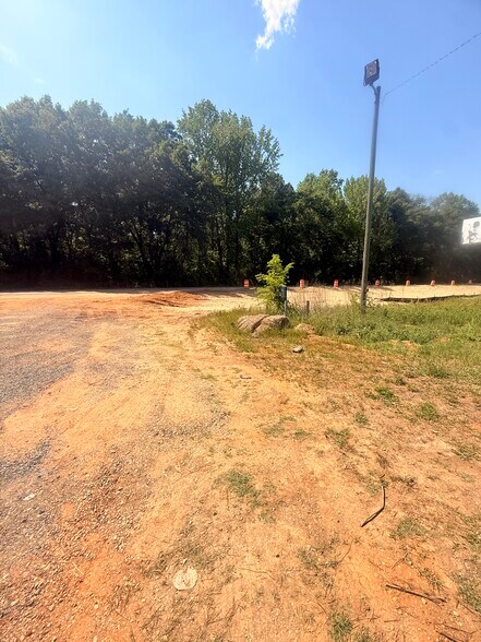 More Photos Of 24546 AL Highway 14, Aliceville Flex For Sale
