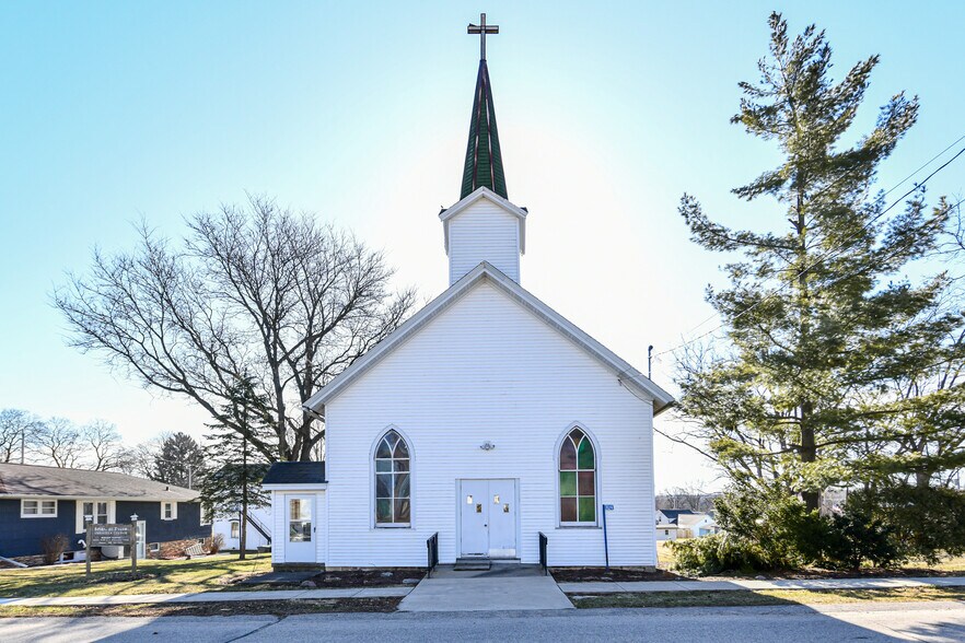 Primary Photo Of 1529 Church -1, Lyons Specialty For Sale