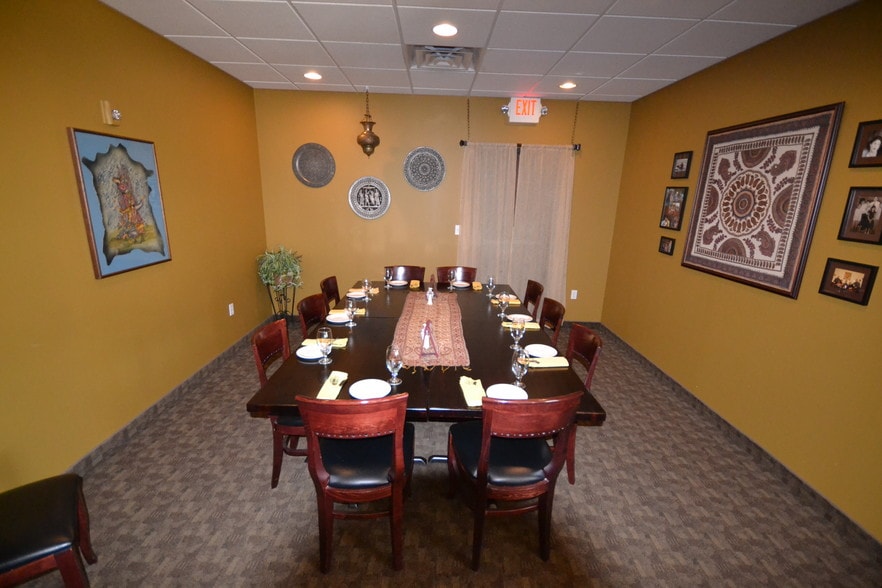 More Photos Of 2739 Breton Rd SE, Grand Rapids Freestanding For Sale