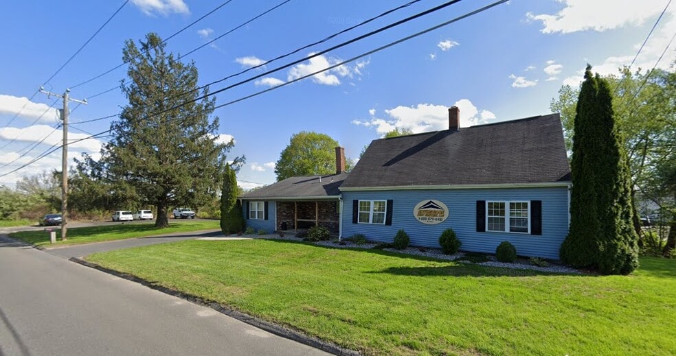 Primary Photo Of 1020 Echo Lake Rd, Watertown Office Residential For Lease