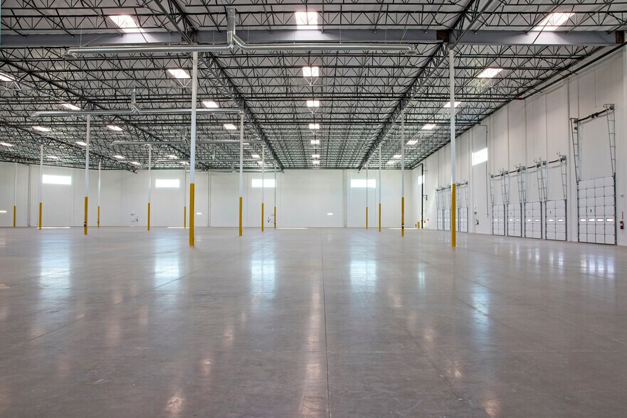 More Photos Of 3270 E Washington Blvd, Los Angeles Warehouse For Sale