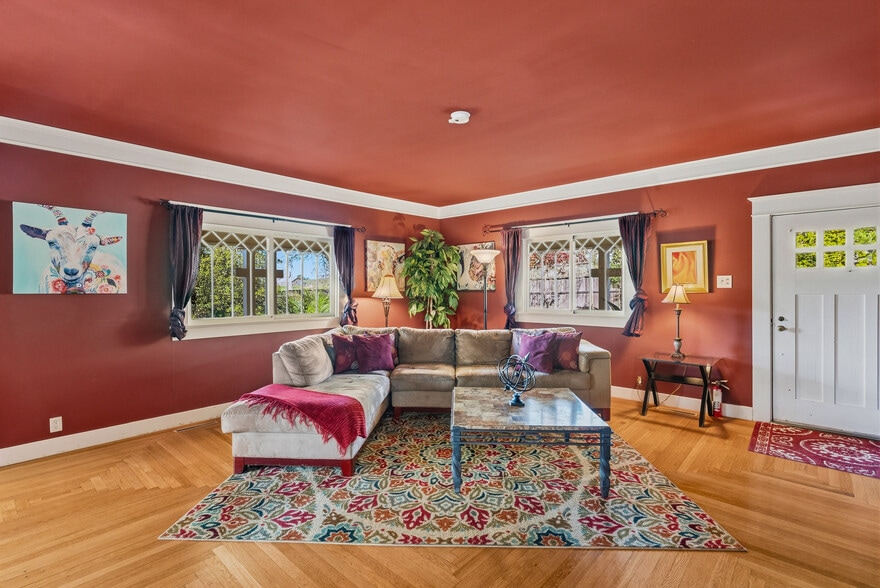 More Photos Of 5186 Gravenstein Hwy S, Sebastopol Restaurant For Sale