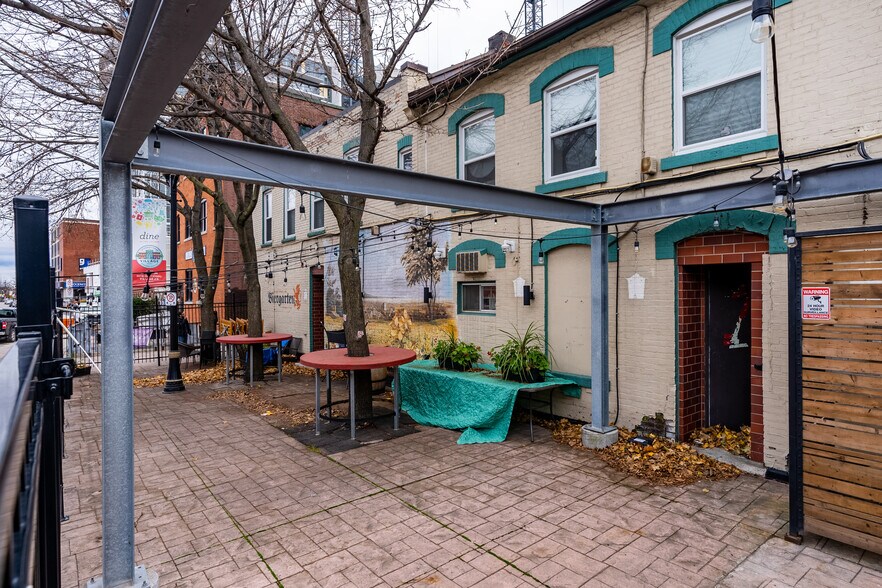 More Photos Of 249-255 King St E, Hamilton Apartments For Sale