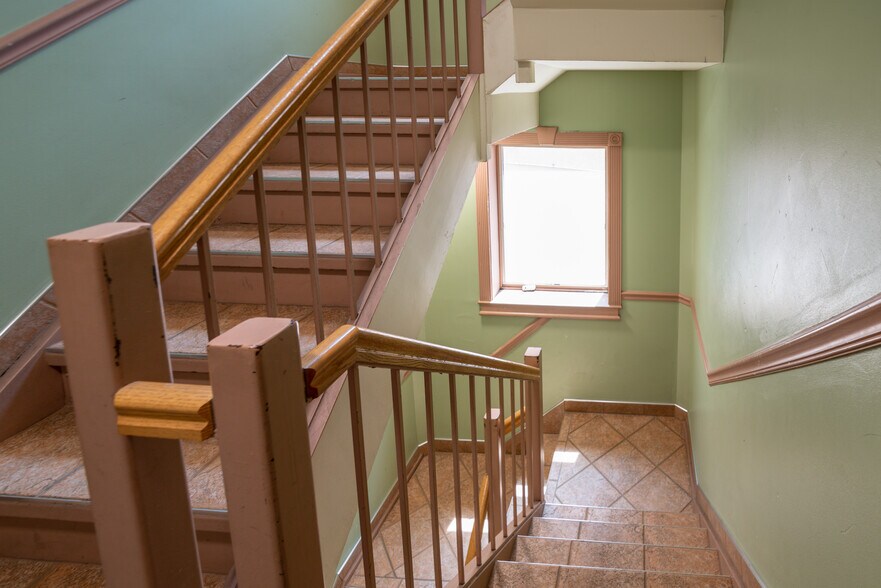 More Photos Of 43-26 53rd St, Woodside Apartments For Sale