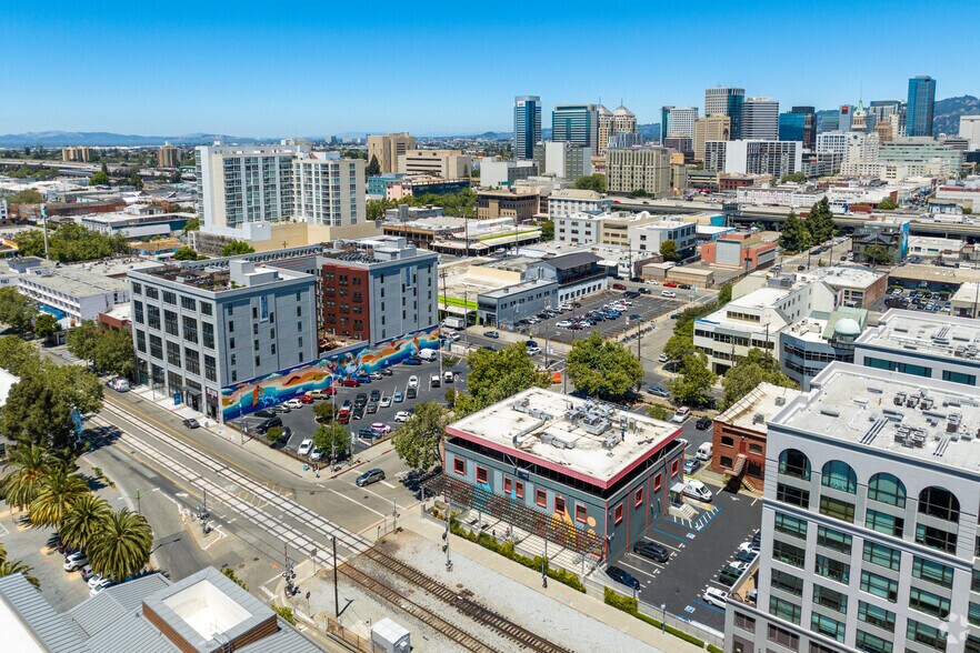 More Photos Of 100 Webster St, Oakland Office For Lease