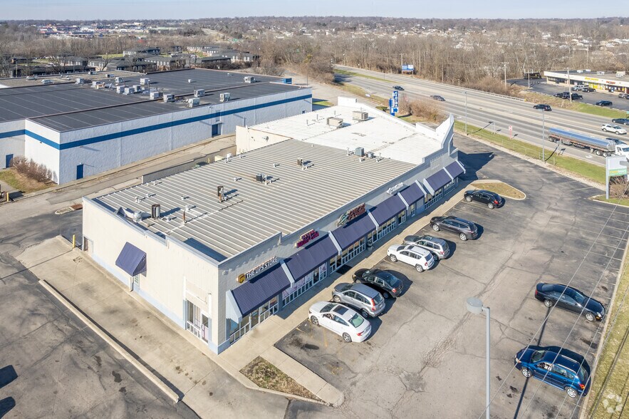 More Photos Of 3481-3497 S Dixie Hwy, Franklin Storefront For Lease