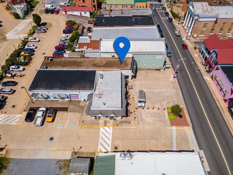 More Photos Of 30 E Main St, Luray Office For Sale