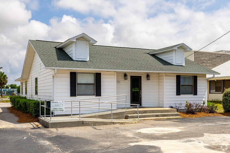 More Photos Of , Destin Office For Sale