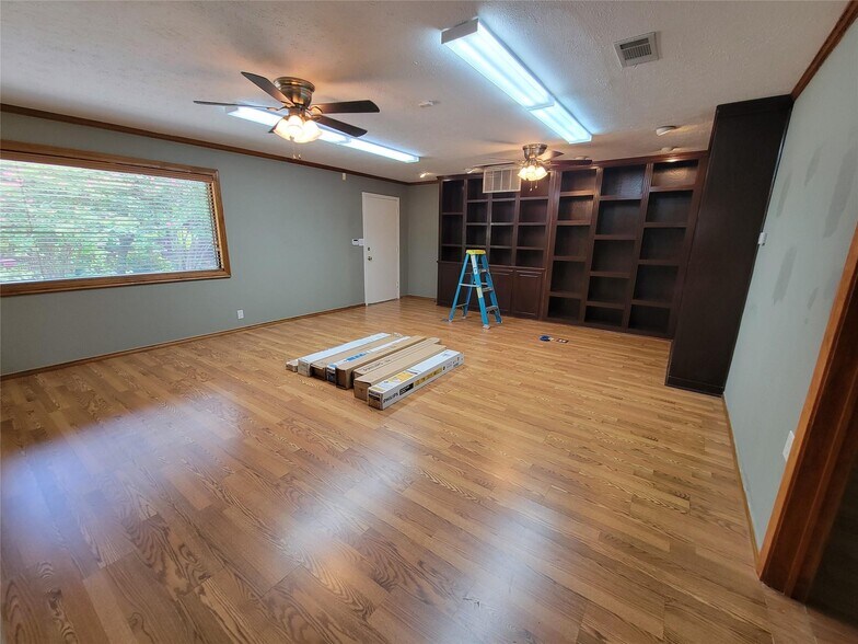 More Photos Of 7651 Main St, Frisco Office For Lease