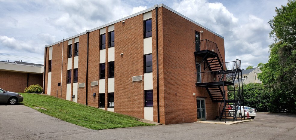 More Photos Of 717 S Marshall St, Winston-Salem Office For Lease