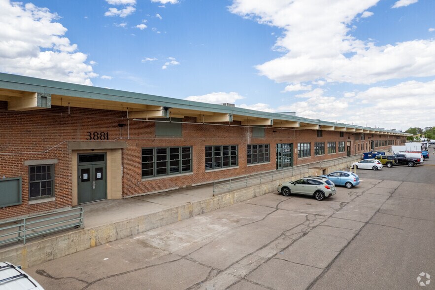 Primary Photo Of 3857-3893 N Steele St, Denver Flex For Sale