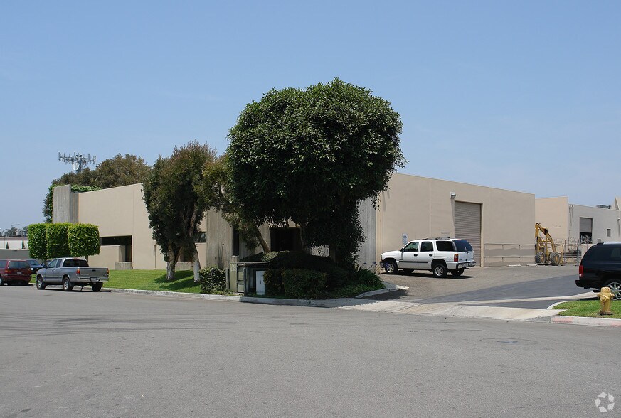 More Photos Of 1125 E Stanford Ct, Anaheim Manufacturing For Sale