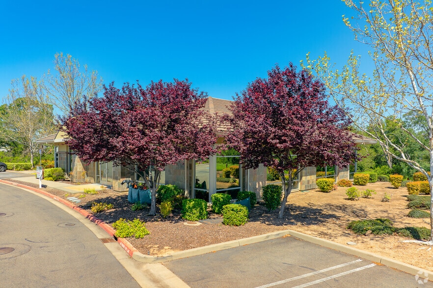 More Photos Of 1410 Blue Oaks Blvd, Roseville Medical For Lease