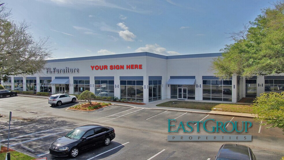 More Photos Of 11840 Beach Blvd, Jacksonville Showroom For Lease