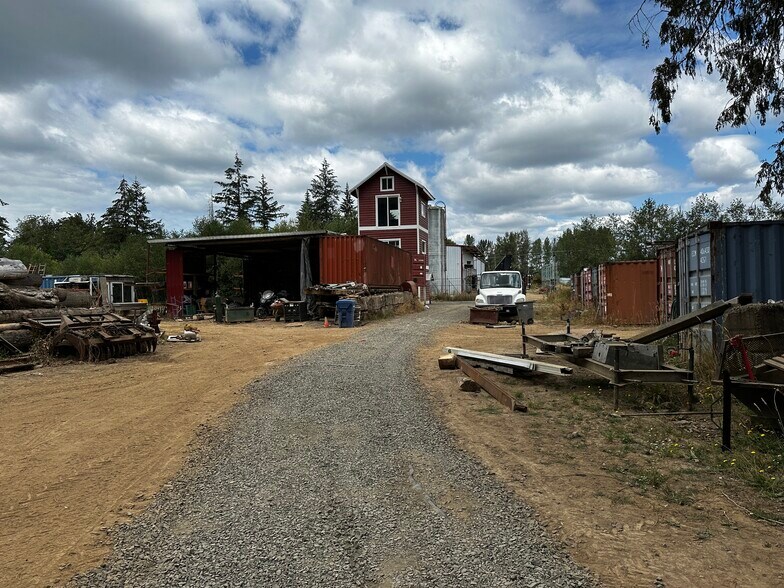 More Photos Of 747 Atlas Rd, Vader Warehouse For Sale