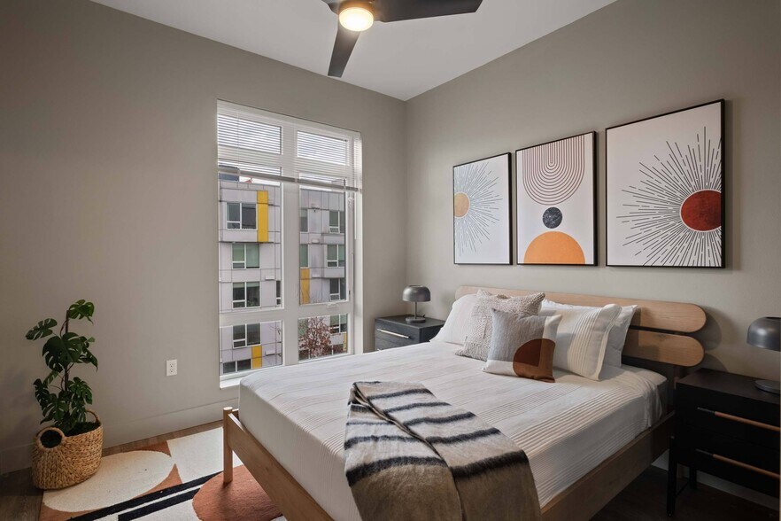 More Photos Of 104 12th Ave, Seattle Apartments For Lease