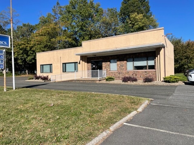 More Photos Of 2095 US Highway 22 W, Union Township Medical For Lease