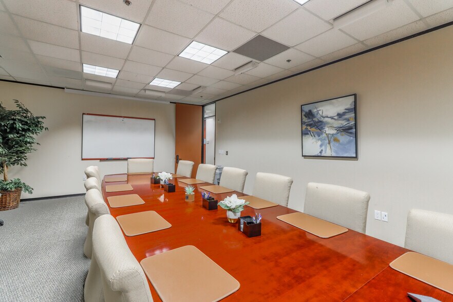 More Photos Of 100 Glenborough Dr, Houston Office For Lease