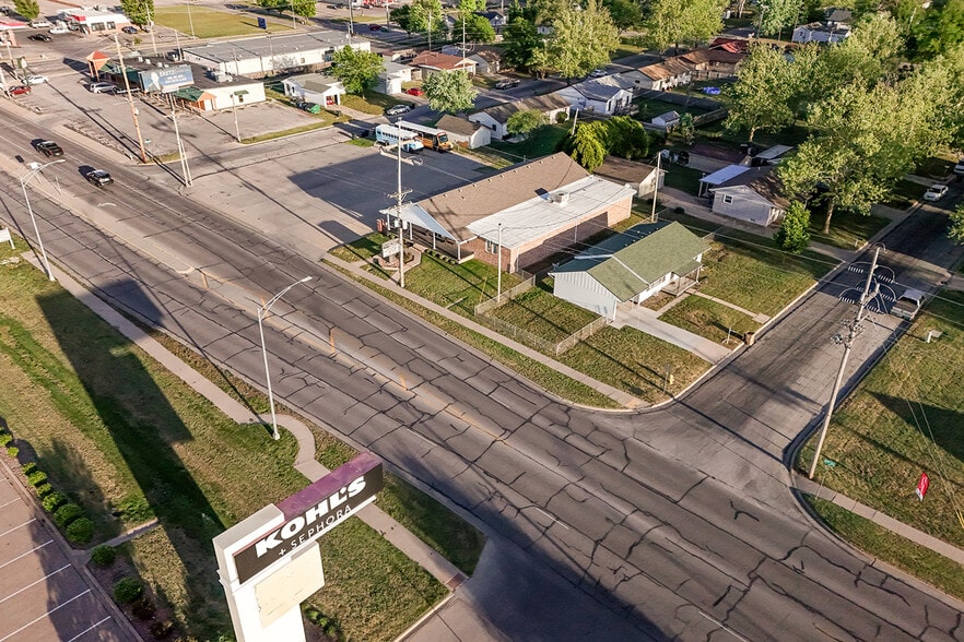 More Photos Of 1319 E 17th Ave, Hutchinson Religious Facility For Sale