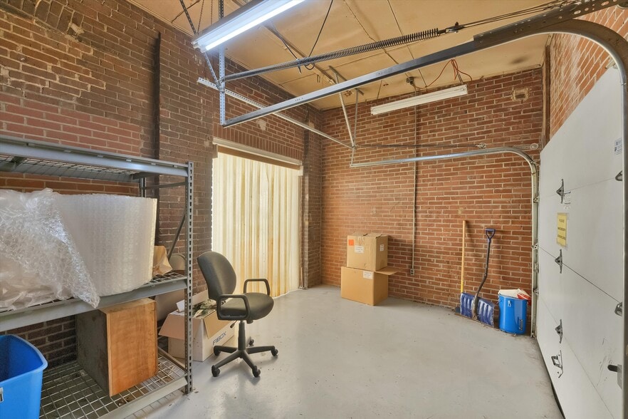 More Photos Of 602-620 Tacoma St, Allentown Manufacturing For Sale