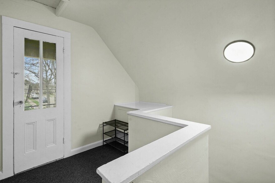 More Photos Of 101 Pennsylvania Ave, Binghamton Apartments For Sale