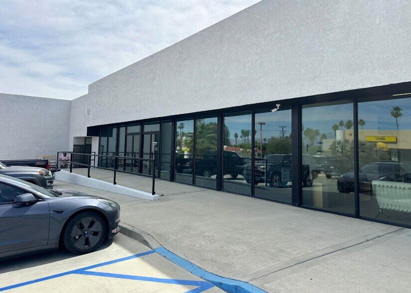 More Photos Of 67777 E Palm Canyon Dr, Cathedral City Freestanding For Lease