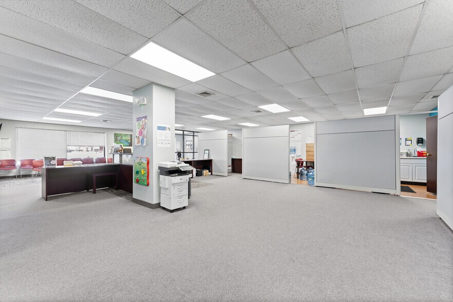 More Photos Of 1771-1777 Boston Rd, Springfield Freestanding For Sale