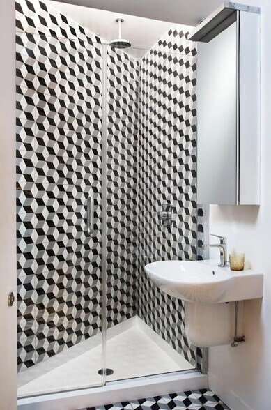 More Photos Of 15 Eighth Ave, New York Storefront Retail Residential For Sale