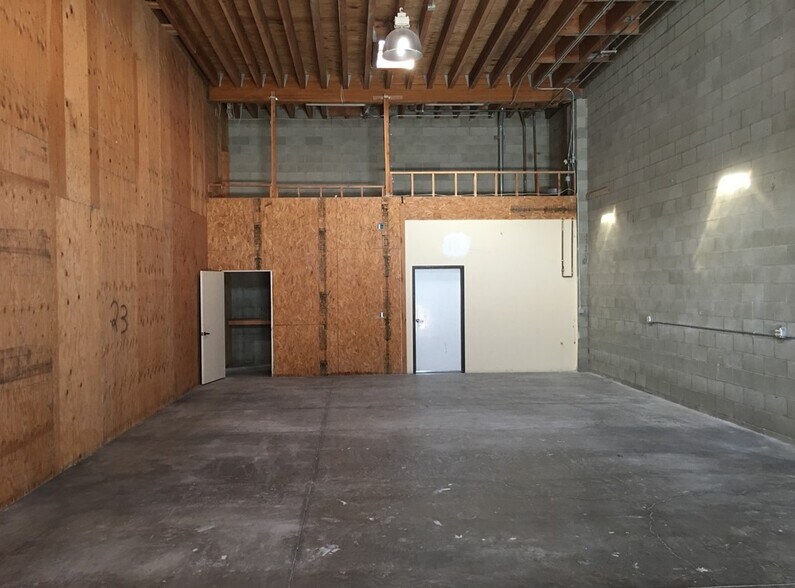 More Photos Of 1220 251st St, Harbor City Warehouse For Sale