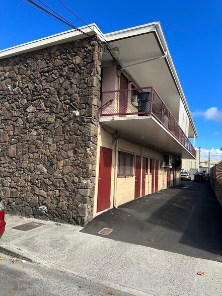 More Photos Of 509 Kawainui St, Kailua Storefront Retail Residential For Sale