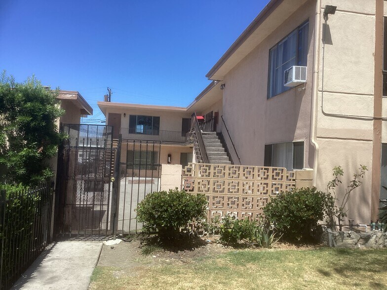 More Photos Of 1426 Minnie St, Santa Ana Apartments For Sale