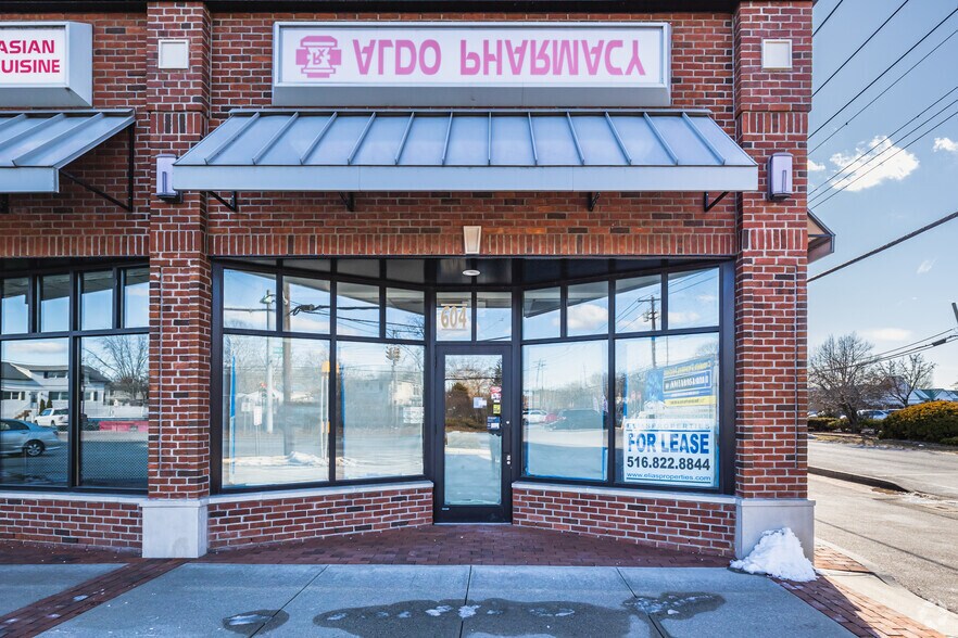 More Photos Of 604-626 Union Blvd, West Islip General Retail For Lease
