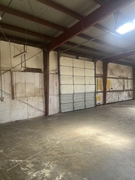 More Photos Of 1009 Putman Dr NW, Huntsville Warehouse For Lease