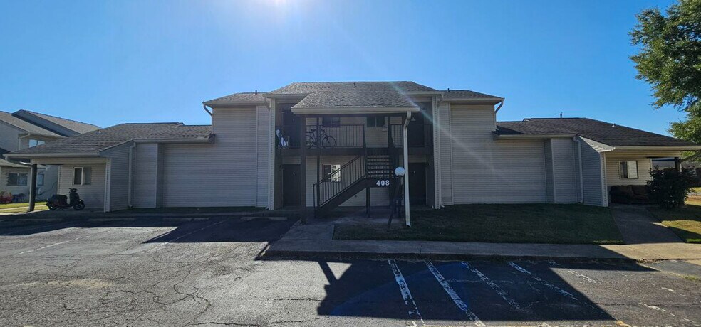 More Photos Of 401 N Cumberland Ave, Russellville Apartments For Sale