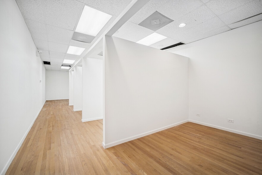 More Photos Of 1226-1238 N River Rd, Mount Prospect Freestanding For Lease