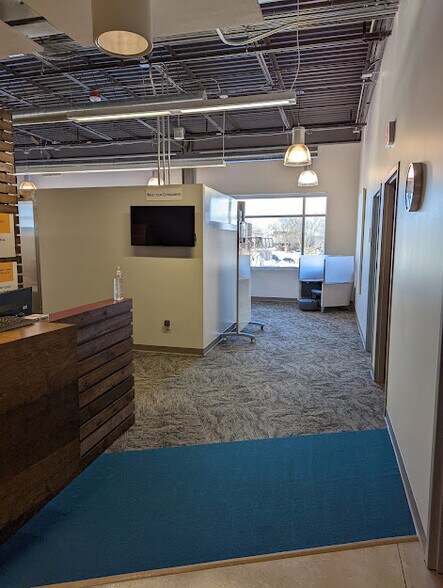 More Photos Of 34 Schroeder Ct, Madison Office For Lease