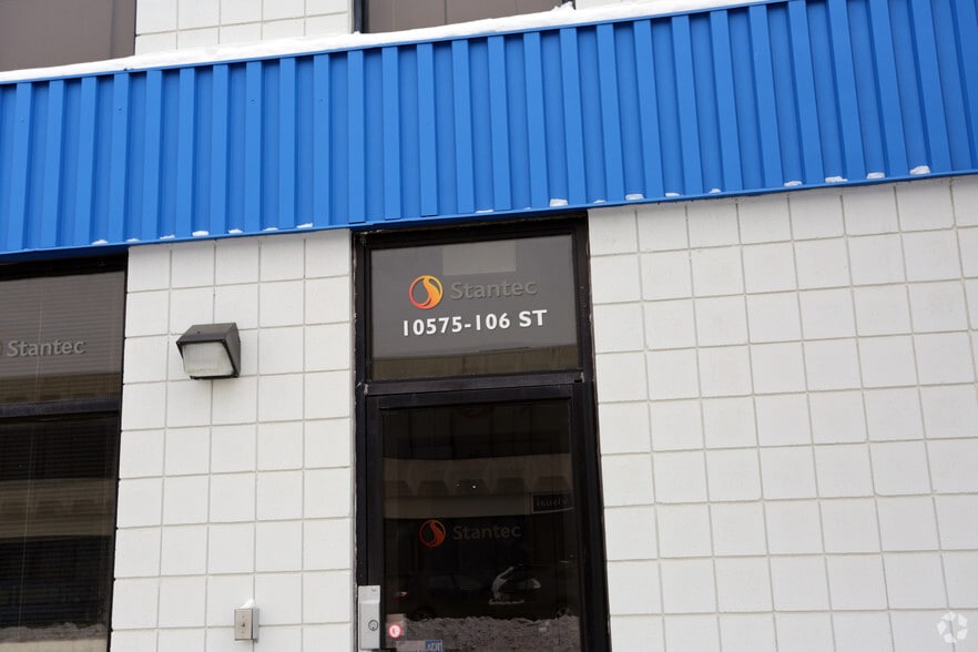 More Photos Of 10576-10593 106th St NW, Edmonton Flex For Sale