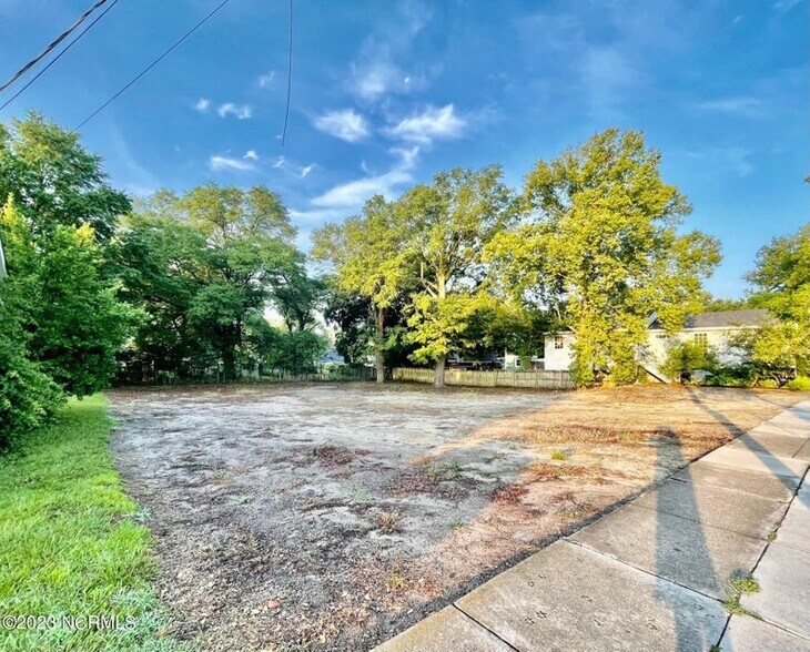 More Photos Of 412 Castle St, Wilmington Land For Sale