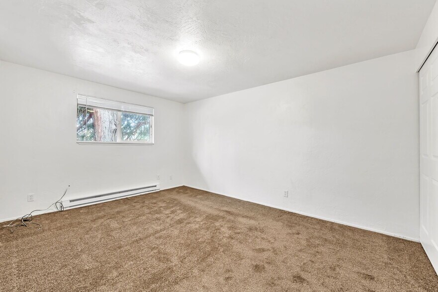 More Photos Of 3942 Ward Dr NE, Salem Apartments For Sale