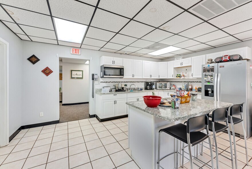 More Photos Of , Euless Office For Sale