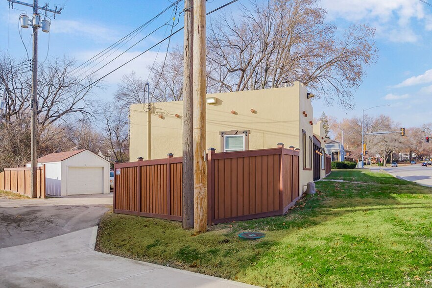 More Photos Of 1022 19th St, Kansas City Office Residential For Sale