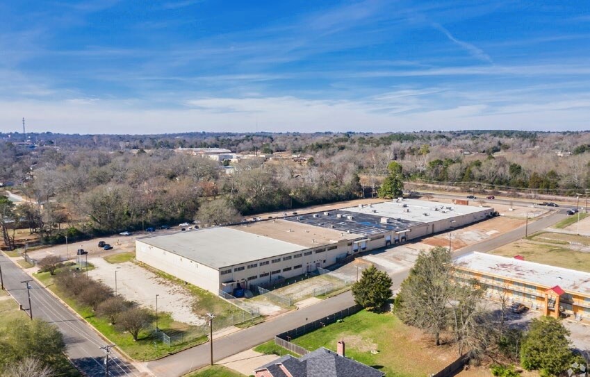 Primary Photo Of 1300 E Rusk St, Jacksonville Warehouse For Sale